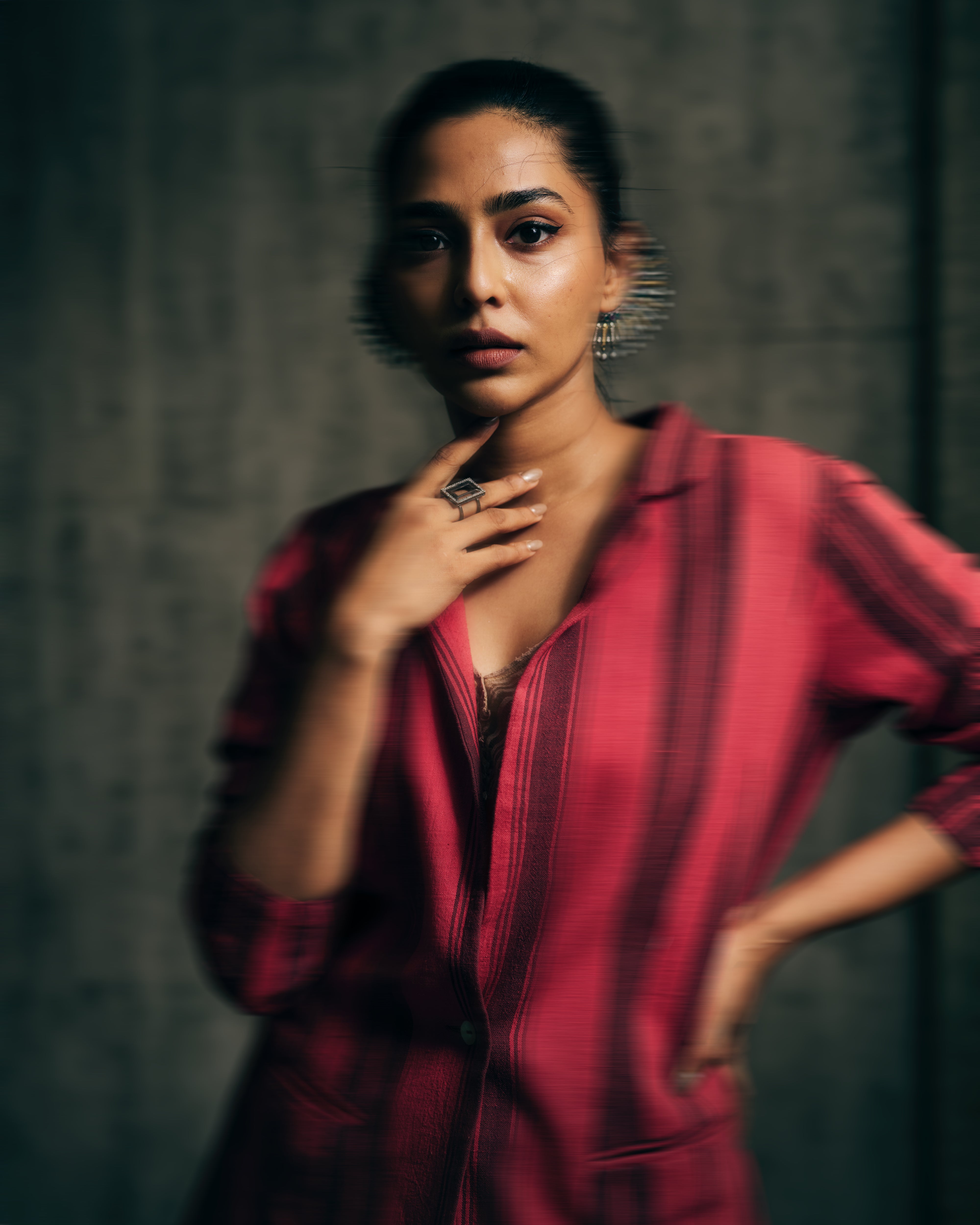 10R40BR_whitespace_ring_0_gemma_UGC_Single_Indian_Aishwarya_Lekhsmi_Image.jpg