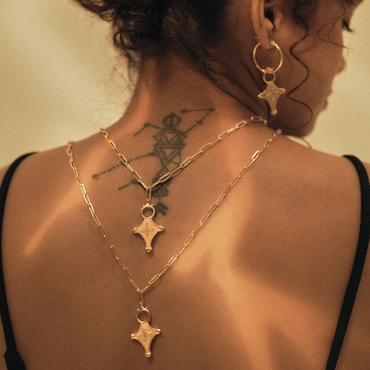 CRUZ NECKLACE