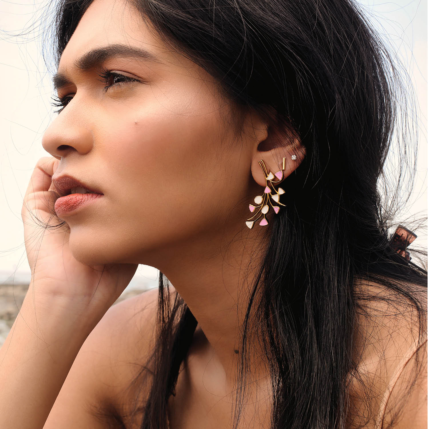 REKA STUDS