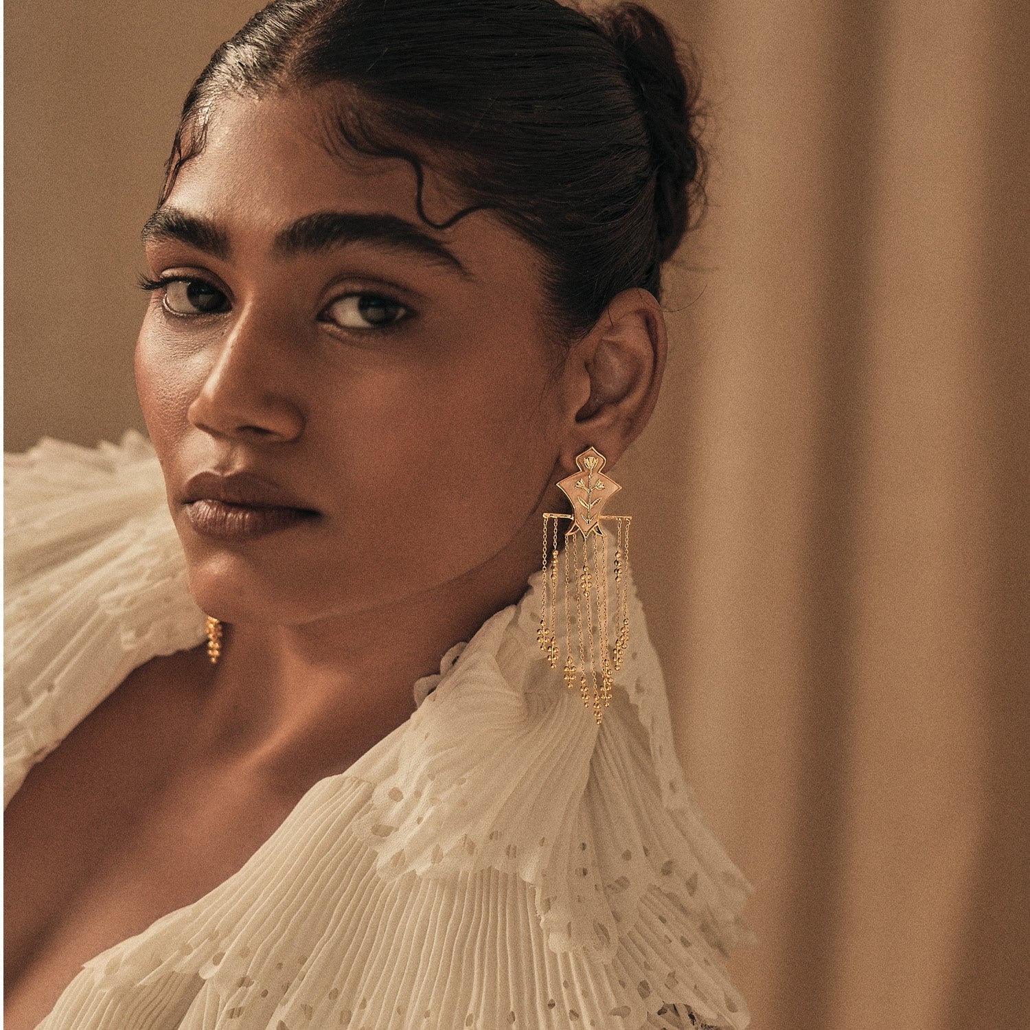 SERAI EARRINGS