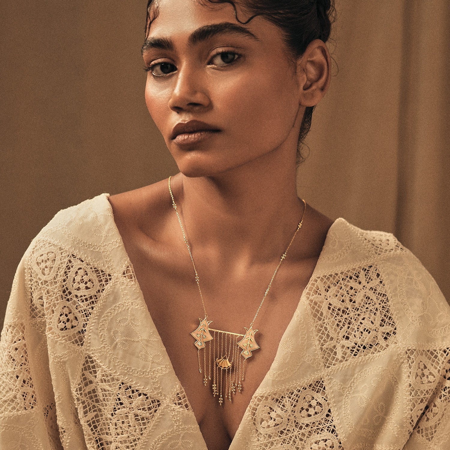 SERAI NECKLACE
