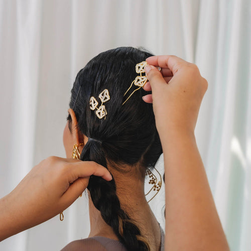 FARI HAIR PIN - DBJ International 22k Gold Plated
