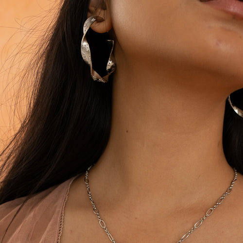 KALI HOOPS - DBJ International 22k Gold Plated